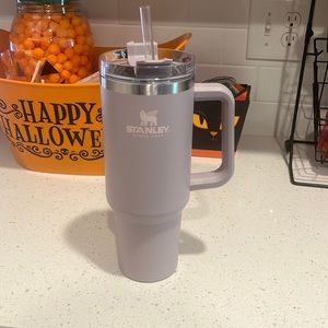 40oz Stanley Cup in light purple